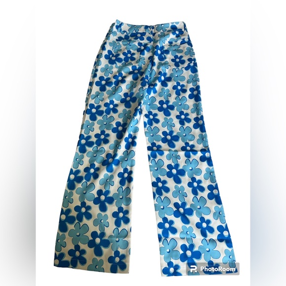 Shein Floral Blue Funky Patterned Pants White - Picture 2 of 6